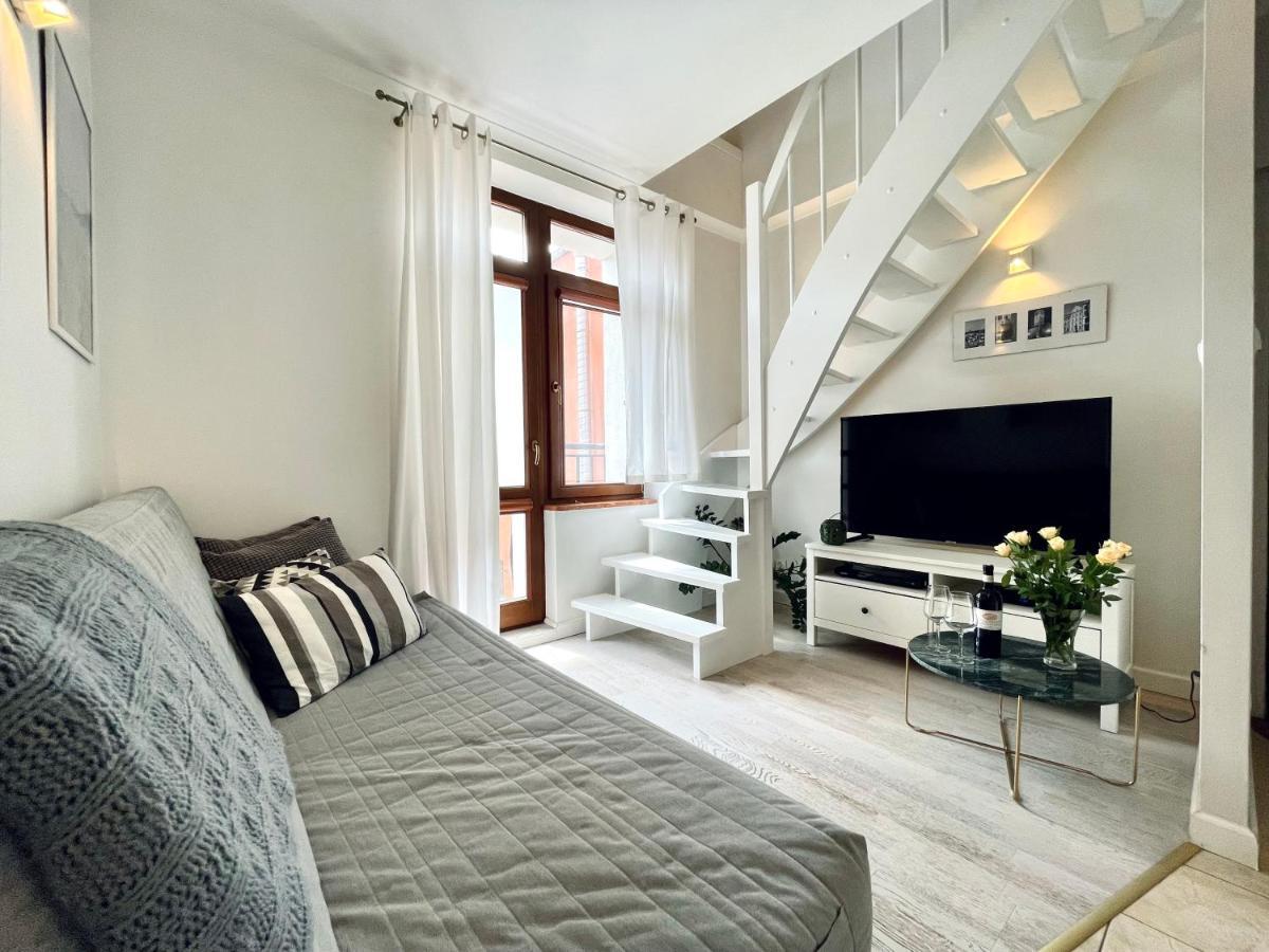 Two-Story Old Town Apartment Torun Bagian luar foto